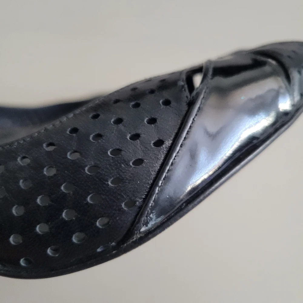 Stuart Weitzman Black Peep Toe Heels Women's Size 10 - Picture 11 of 11